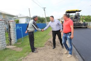 Lucrări de reparație și a drumului din satul Drochia