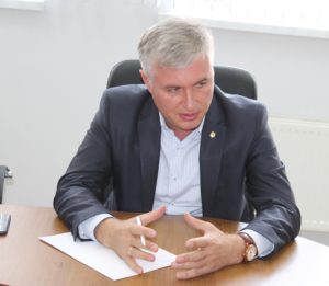 Deputatul Corneliu Padnevici își respectă programul de audiență cu cetățenii raionului Drochia