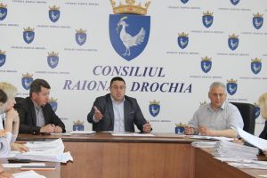 Examinarea petiţiilor