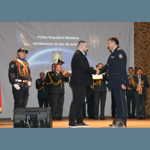 Polițiștii drochieni și-au marcat ziua profesională