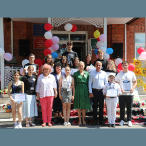 DIPLOME DE APRECIERE PENTRU MEMBRII HUB-ULUI TINERILOR SCRIITORI ȘI JURNALISTI